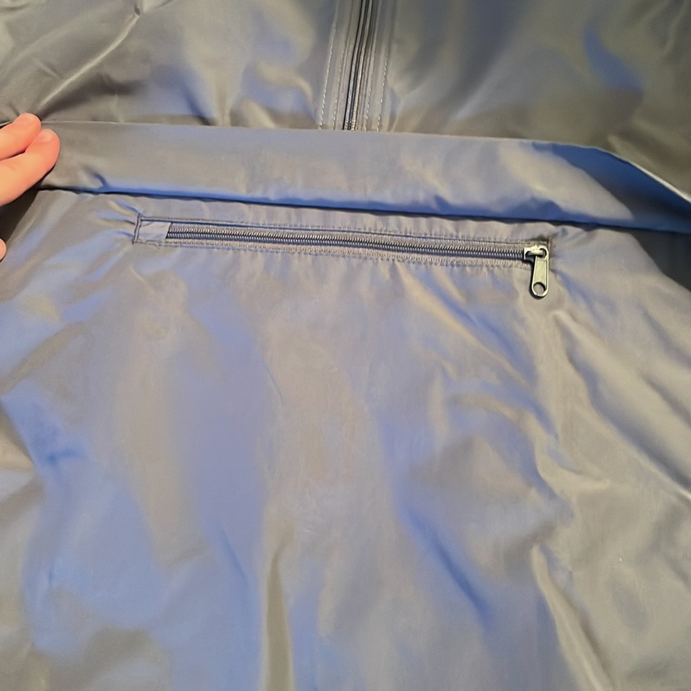 Pullover Wind Breaker - image 4